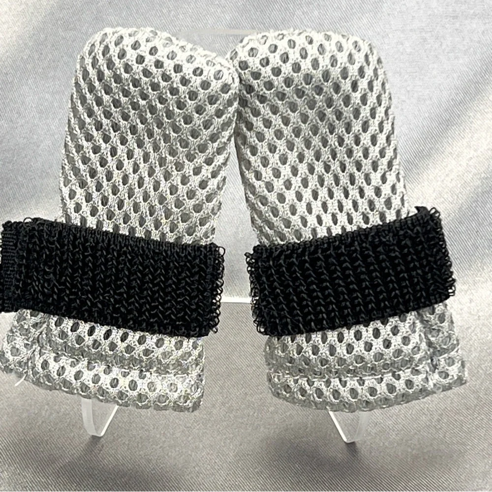 4 PCS Cat Mittens XS Gray Bootie Prevent Scratching Mesh Breathable Kitten Shoes